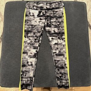 Women's workout leggings